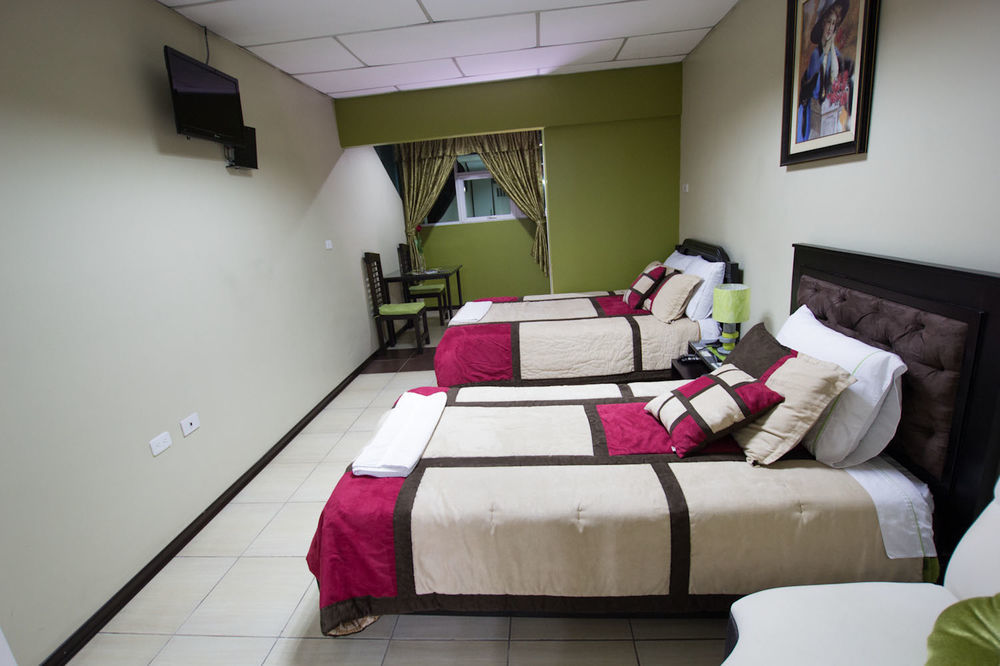 Gardenias Hotel 3*