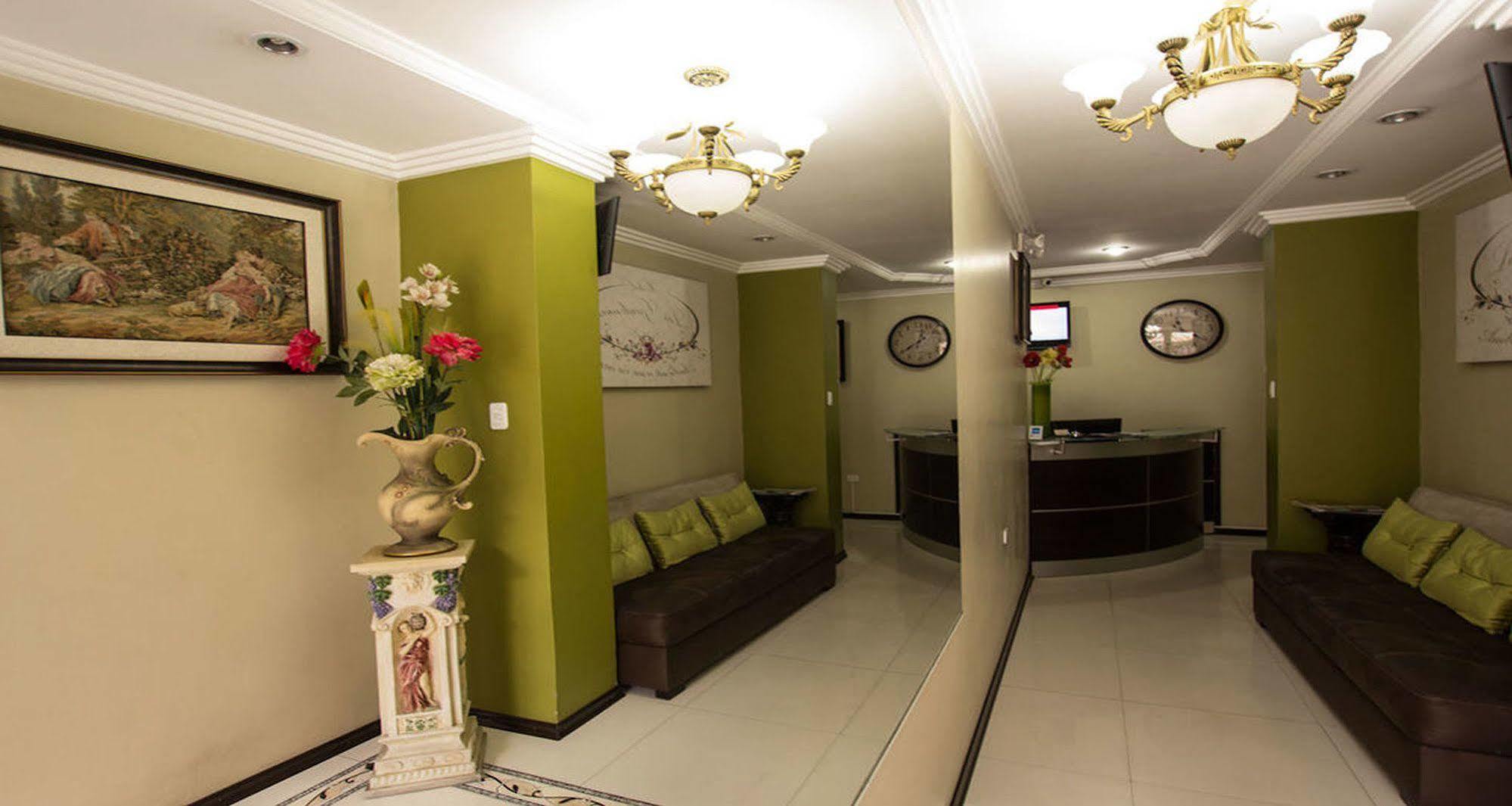 Hotel Gardenias Cuenca