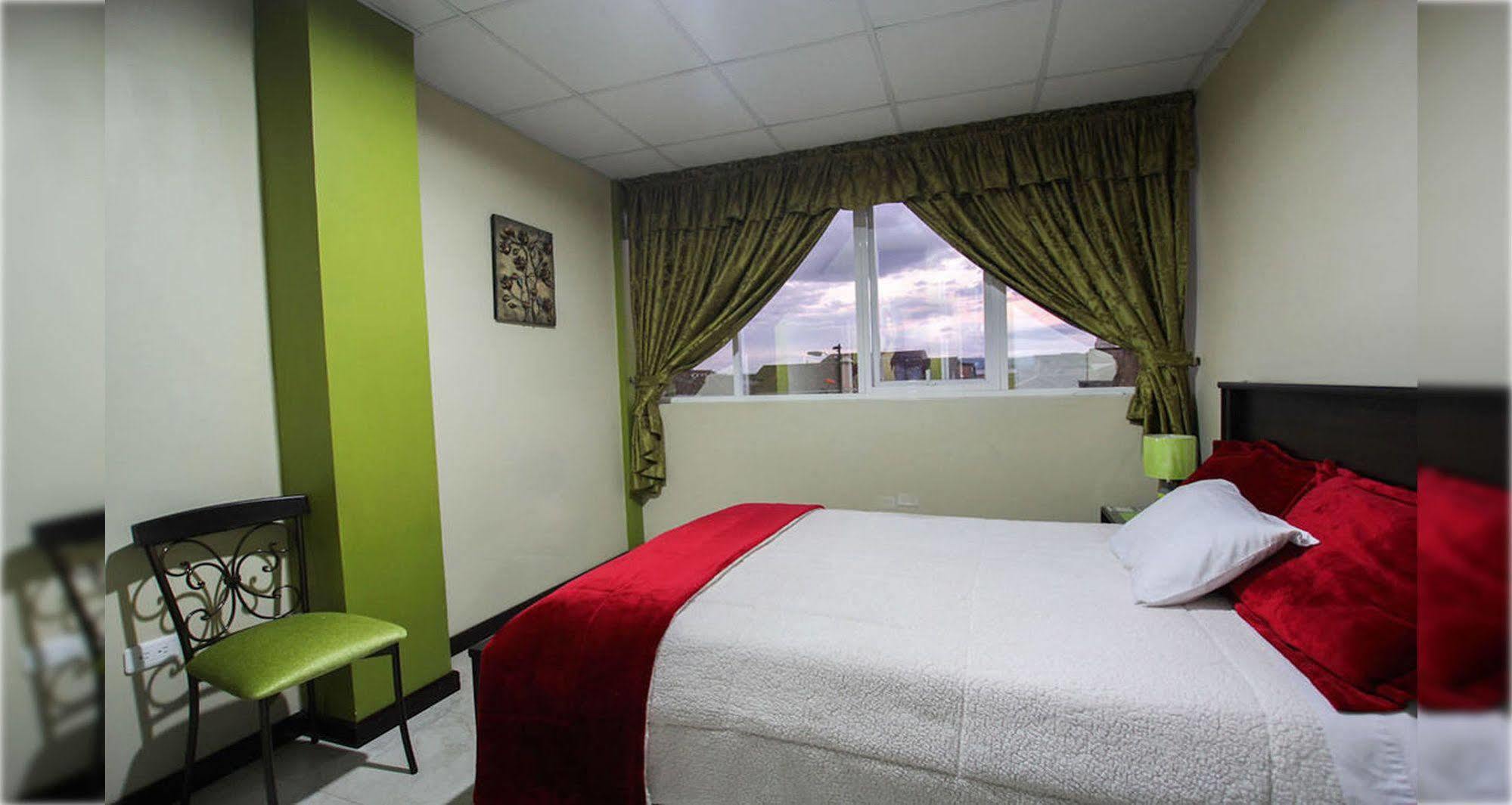 Hotel Gardenias Cuenca