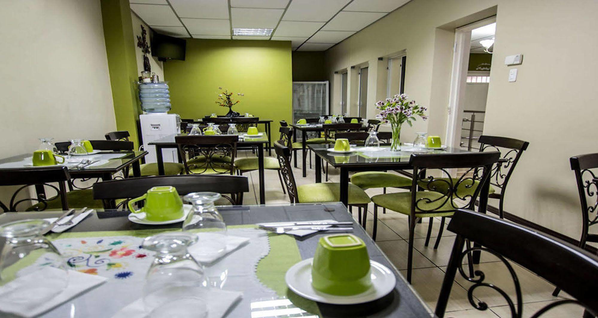 Gardenias Hotel